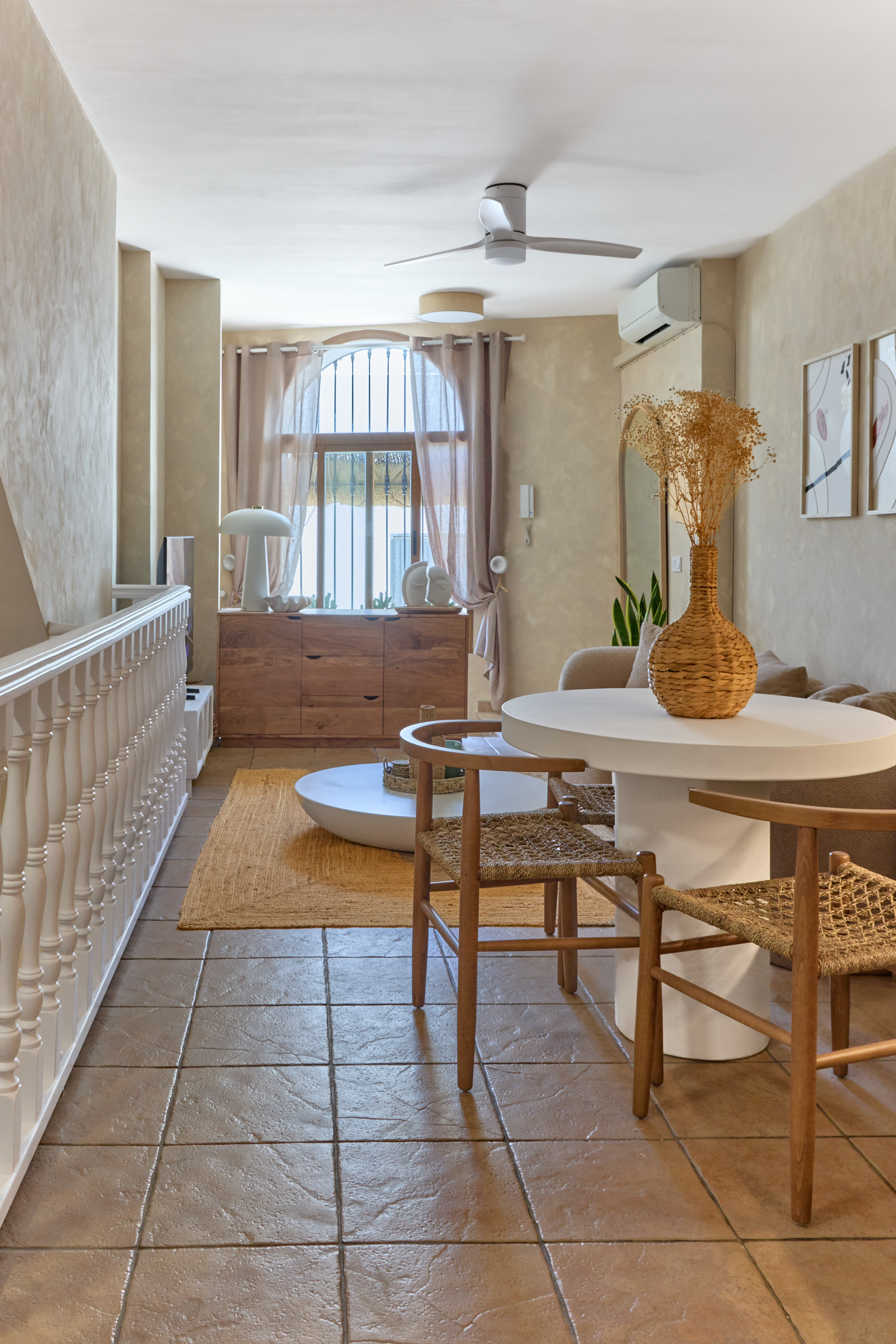 Warm living space at Casa Wanda