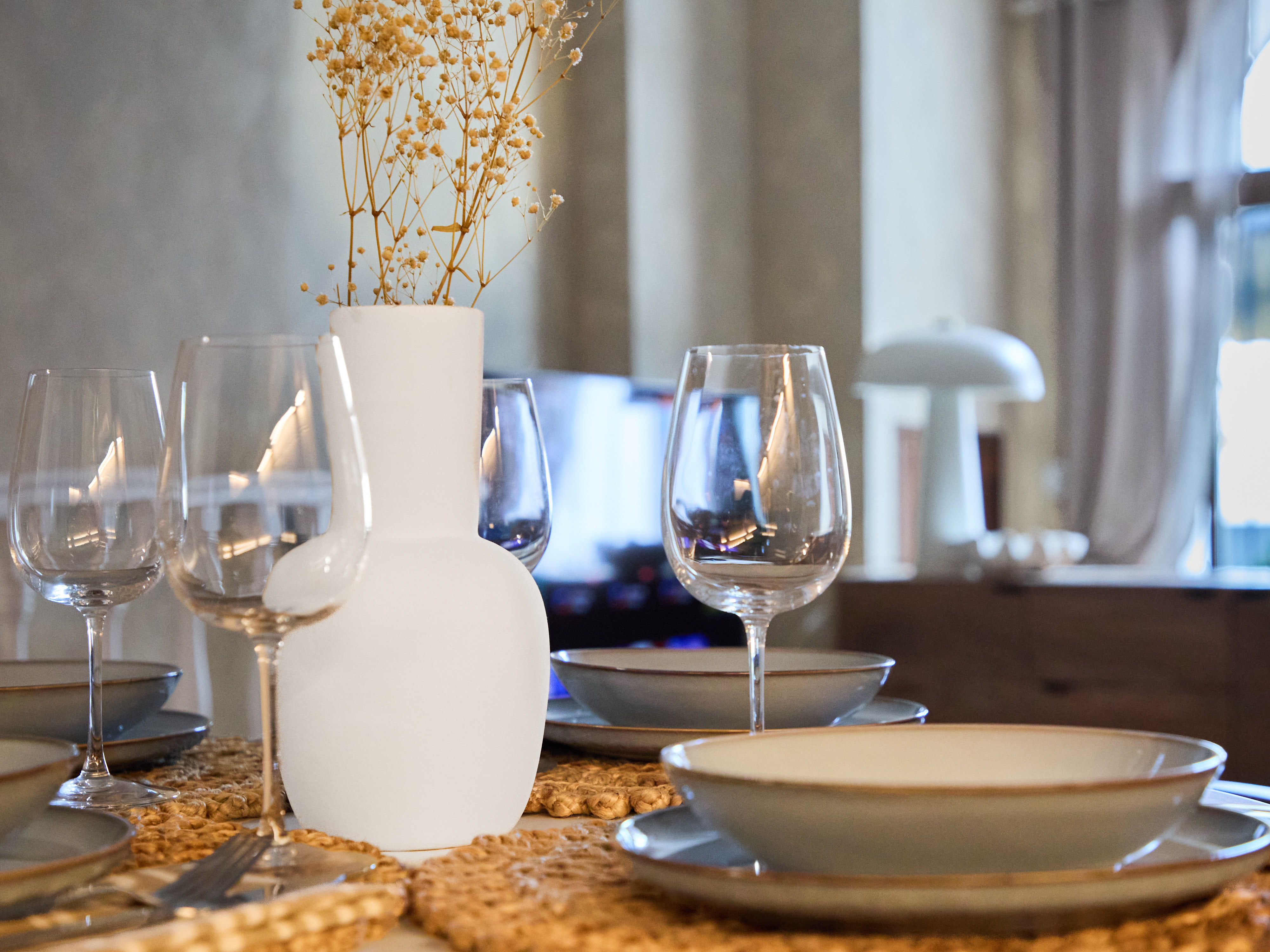 Dining setting at Casa Wanda
